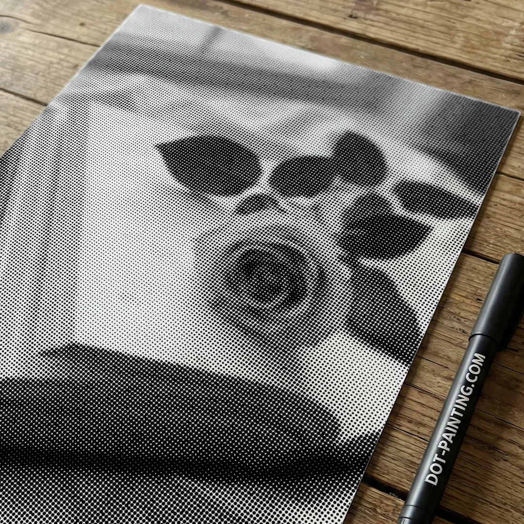Rose med bokpricksmålning