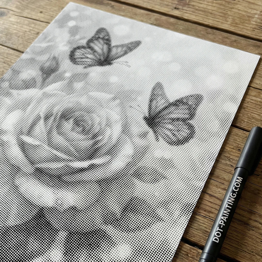 Fjäril med Rose Dot målning