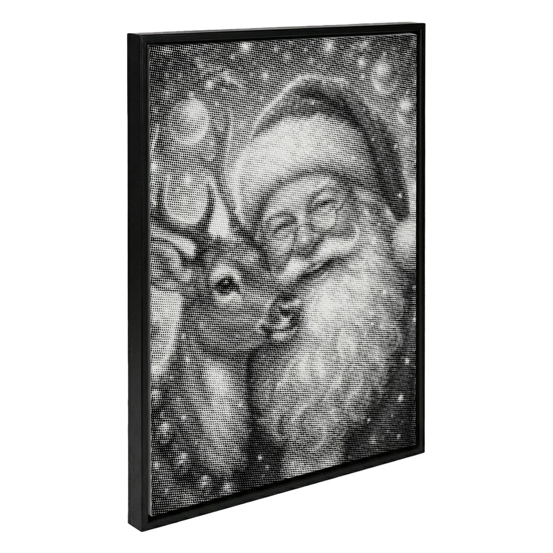 Jultomten med målning av renar 2 prickar
