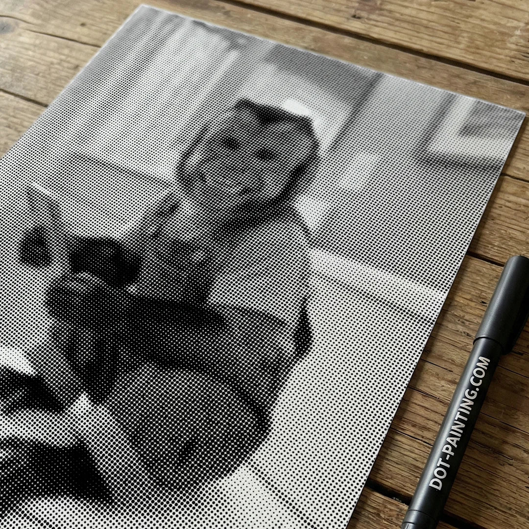 Apa på en toalett prickmålning